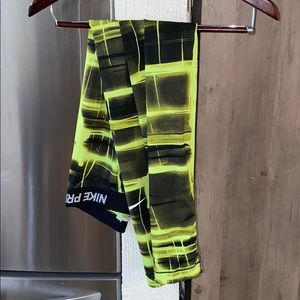Nike Pro • Neon Yellow Black Dri Fit Leggings